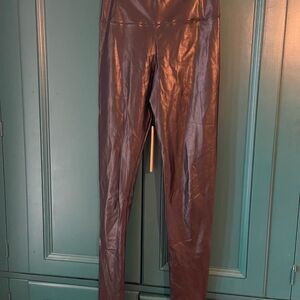 Aritzia Wilfred Free Daria Pant High-waisted Vegan Leather leggings sz small